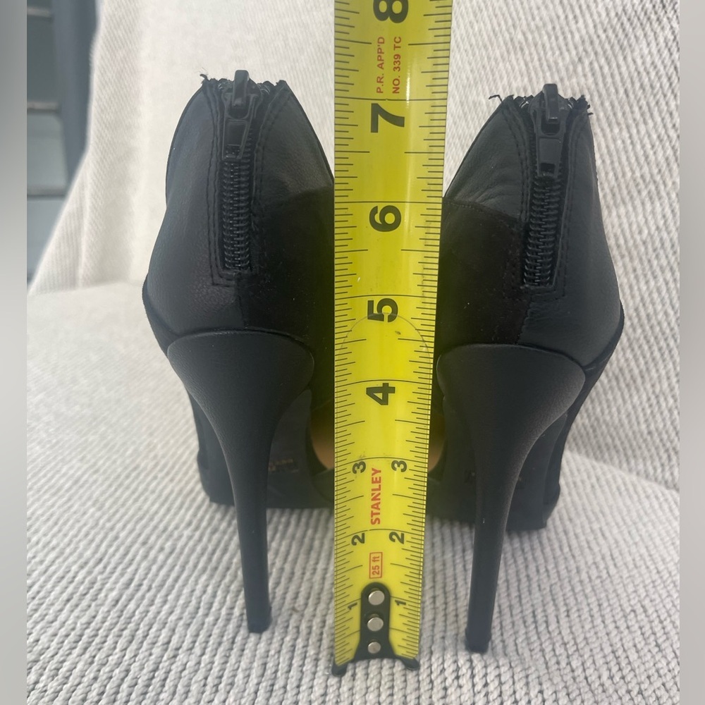Penny Loves Kenny Black Classic Heels - Picture 12 of 16